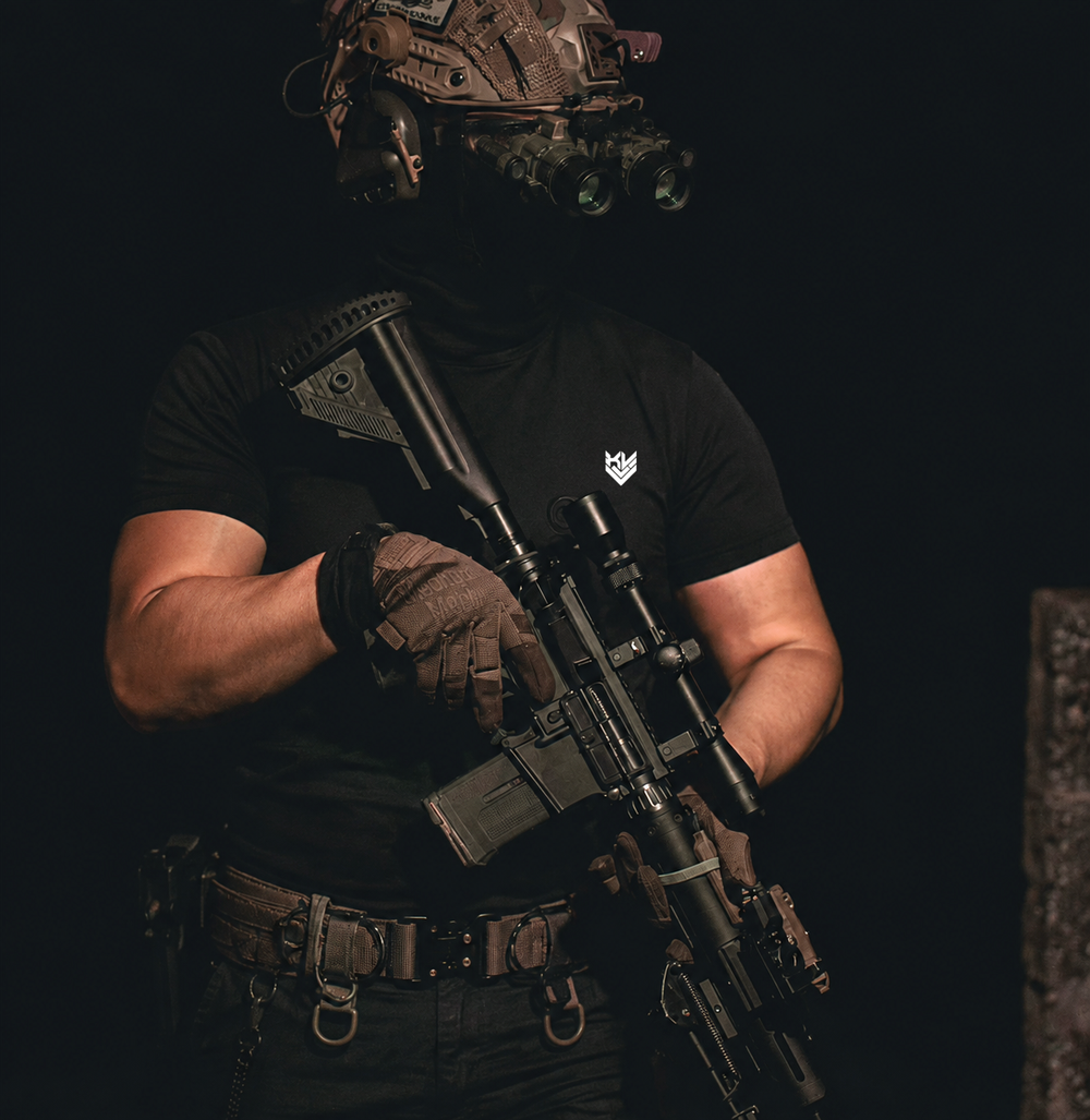 The Brav Tee Dark