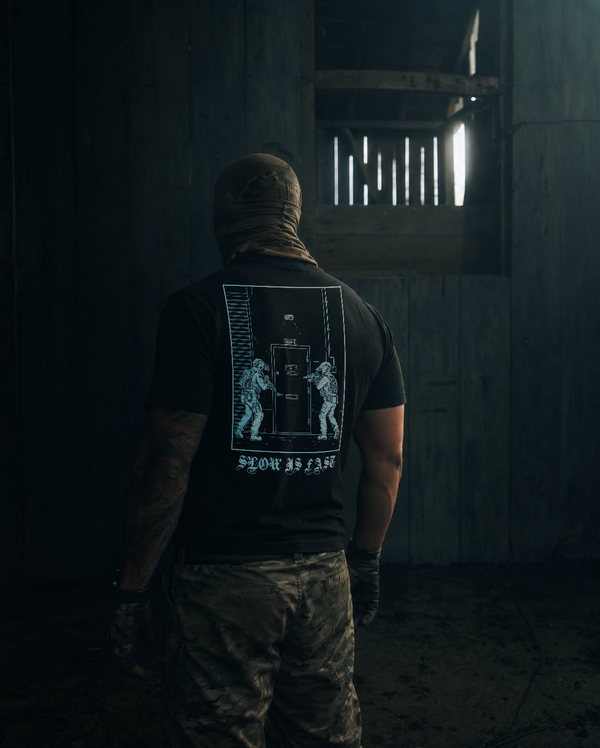 Slow is fast Tee Black